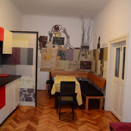 Hostel Pangeea Sibiu Rom bilde